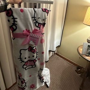 Hello Kitty blanket plush throw , 50 in x 70 in